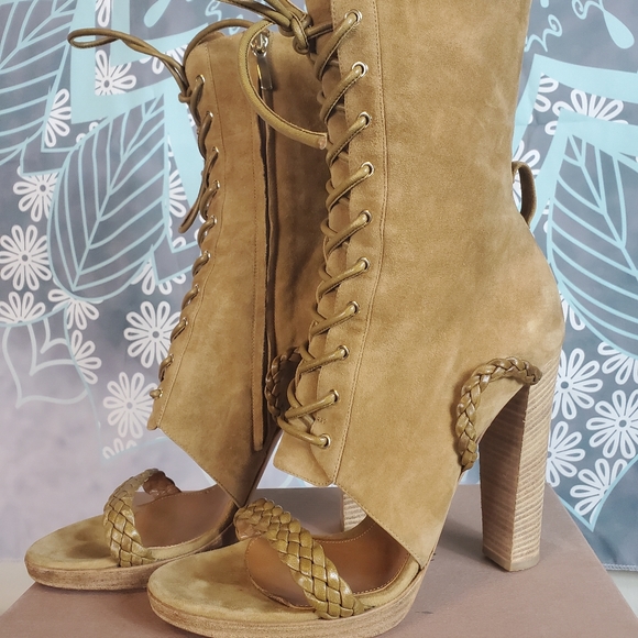 Gianvito Rossi Leather Booties - Picture 1 of 11